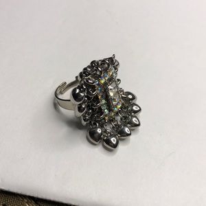 Adjustable silver stone heart ring